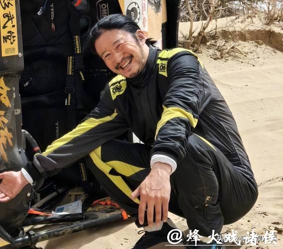 吴京看谢霆锋那眼神,藏不住了!两种帅法,都让时间闭嘴了 吴京看谢霆锋那眼神,藏不住了!两种帅法,都让时间闭嘴了