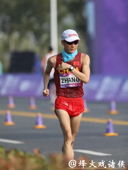 十五运会田径首金诞生 张俊男子20公里竞走成功卫冕 十五运会田径首金诞生 张俊男子20公里竞走成功卫冕