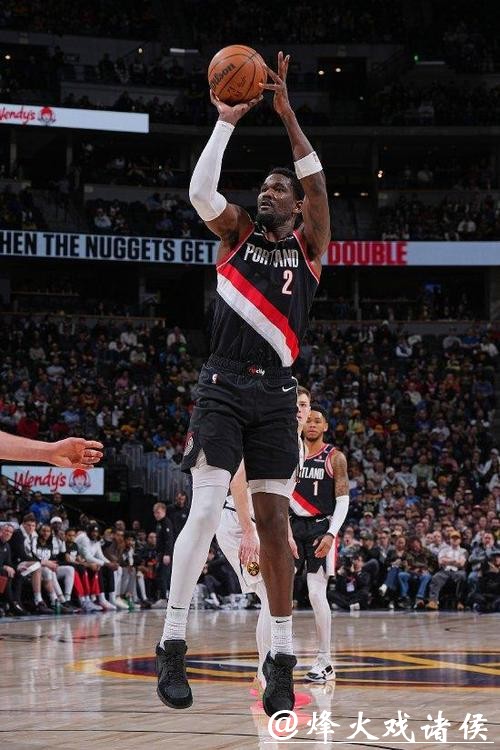 艾顿22+15开拓者力克热火 尼克斯送篮网4连败 艾顿22+15开拓者力克热火 尼克斯送篮网4连败